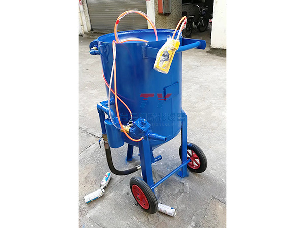 移动式喷砂机